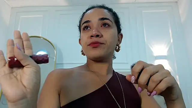 charlotte_dante212 live cam screenshot malefemale on Home.Pink — Cozy Live Cams & Chat