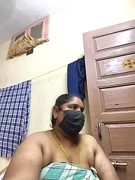 Webcam Model (Villageanuty)  is live.Free join now!