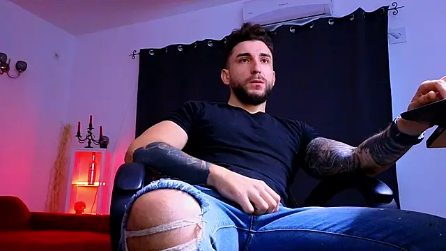 mightyaaron66 (M young) - 𖤐🔥 parTy Time ,House parTy  !  💨𖤐