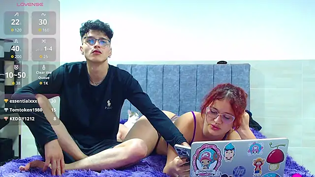 hottie__couple (Ask my age) - flash titsss