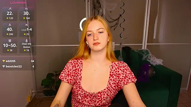  MirandaMayers chat room