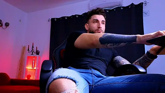 mightyaaron66 (M young) - 𖤐🔥 parTy Time ,House parTy  !  💨𖤐