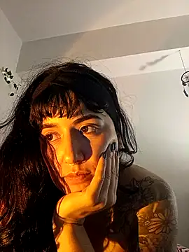 Webcam Model (Jinx__x)  is live.Free join now!