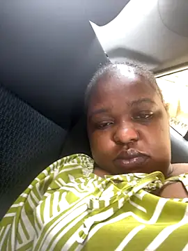 sexyboobs21d (Ask my age) - Help me buy lush daddyxxx