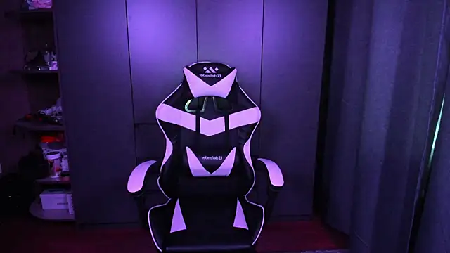 sophia_lix - Sophia_lix's free webcam - UK Sex Cams