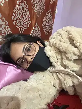 Webcam Model (Sandhya_77)  is live.Free join now!