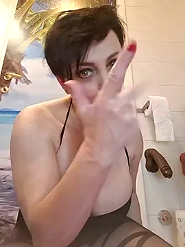 lucillabollente (F mature) - Last tipper PICK UP A BALL and SURPRISE