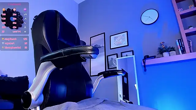 Megaan_grey_ live cam screenshot female on Home.Pink — Cozy Live Cams & Chat