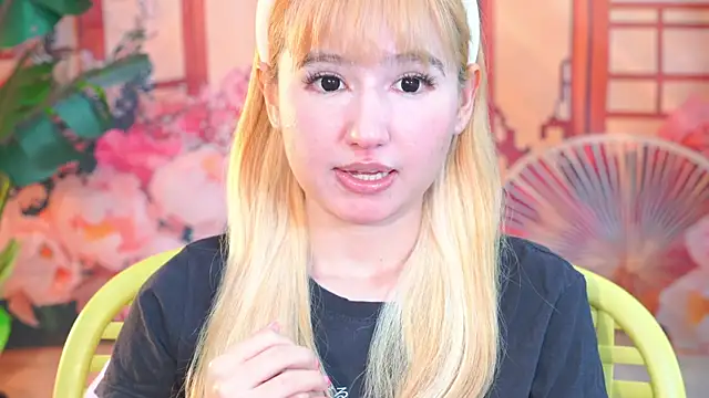 Pinkie_Princes's Stripchat show and profile