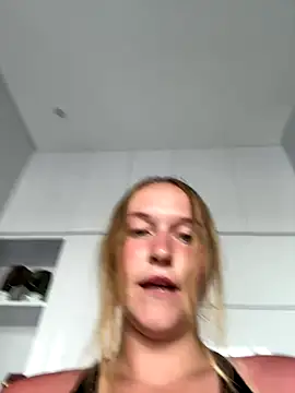 slimthickgoddess (F young) - Start animal shelters around the world