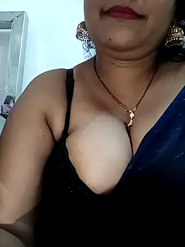 Webcam Model (Nyra-23)  is live.Free join now!