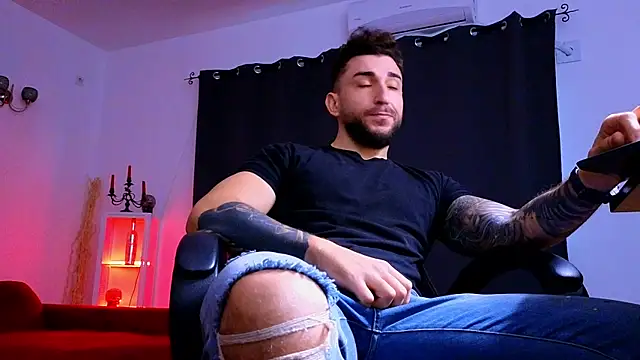 mightyaaron66 (M young) - 𖤐🔥 parTy Time ,House parTy  !  💨𖤐