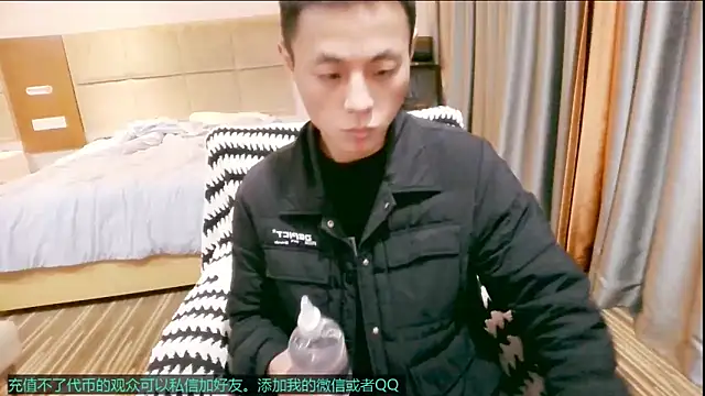 tsia-die (Ask my age) - 互动玩具震动控制、假阳具抽插肛门、菊花任​玩、高潮射精、角色扮演