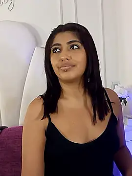 Webcam Model (Kaylachannell)  is live.Free join now!