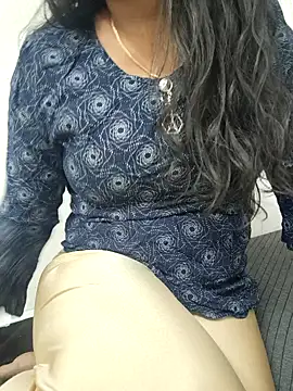 Tamilmallu-duskygirl03