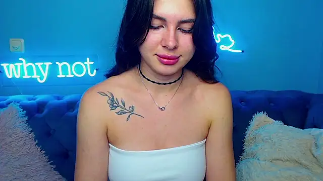 ViollinaLove live cam screenshot female on Home.Pink — Cozy Live Cams & Chat