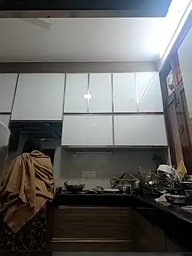 Webcam Model (Hot-Sana2)  is live.Free join now!