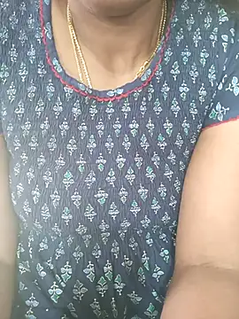 Webcam Model (kruthika-telugu)  is live.Free join now!