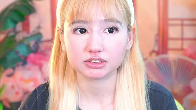 Pinkie_Princes's Stripchat show and profile