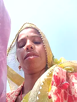 Webcam Model (ALLESA_QRAN)  is live.Free join now!