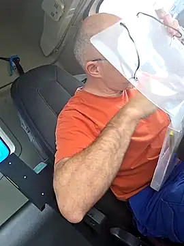 crosss-23cm (Ask my age) - 2 gratis videos