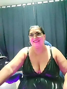 Webcam Model (lina_maria99)  is live.Free join now!