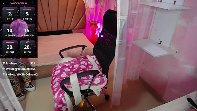 nezuko_kirei - Nezuko_Kirei's free webcam - UK Sex Cams