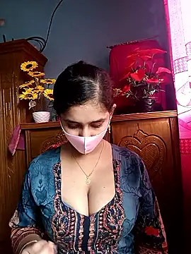 Webcam Model (Cute_Faria)  is live.Free join now!