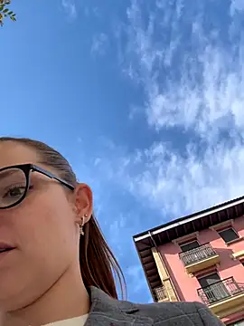 Webcam Model (Wildmaca)  is live.Free join now!