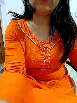 Webcam Model (roshni_agrawal0)  is live.Free join now!