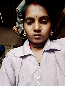 Webcam Model (Hot_bbbb)  is live.Free join now!