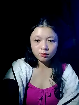 lisa-bae00 - Lisa-bae00's free webcam - UK Sex Cams