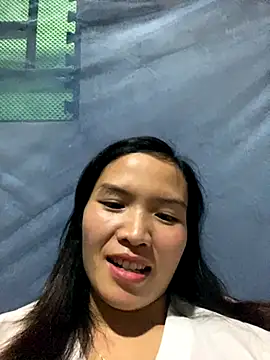 Webcam Model (Yunzang)  is live.Free join now!