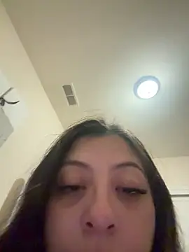 Webcam Model (bunnygorl12)  is live.Free join now!