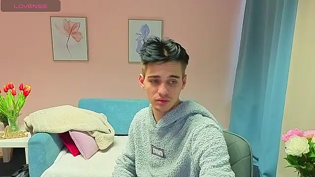 liammerci (M twink) - off  day