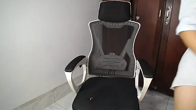  Lunobaby_204 chat room