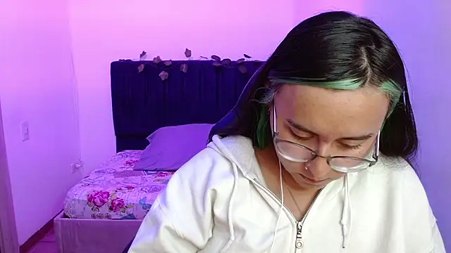 _missmegann - _MissMegann's free webcam - UK Sex Cams