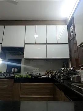 Webcam Model (Hot-Sana2)  is live.Free join now!