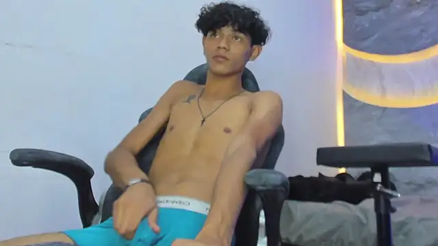 sex_boy_33_ (M twink) - milk party