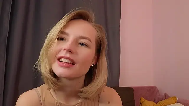 baileybernos (F young) - show panty color