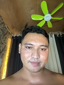 bicuriousexploer - BicuriousExploer's free webcam