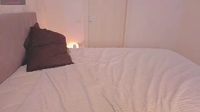 sweetcherryblonde - SweetCherryBlonde's free webcam