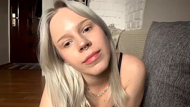 jinrenkes - JinRenkes's free webcam - UK Sex Cams