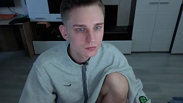 angryzan - Angryzan's free webcam - UK Sex Cams