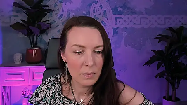 vandarossi - VandaRossi's free webcam - UK Sex Cams