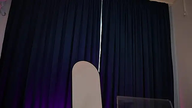 _chloelee_ - _ChloeLee_'s free webcam - UK Sex Cams