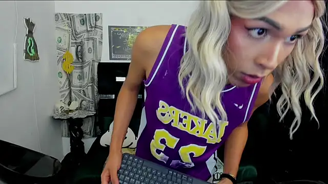 latin_doll13 - Latin_Doll13's free webcam - UK Sex Cams