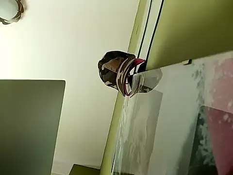 Webcam Model (Flacidas)  is live.Free join now!