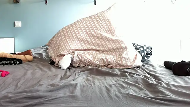 tina4you- (F milf) - Celui qui termine recoit une vidéo 🎁