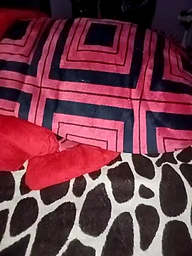 Webcam Model (Sonalisiya)  is live.Free join now!